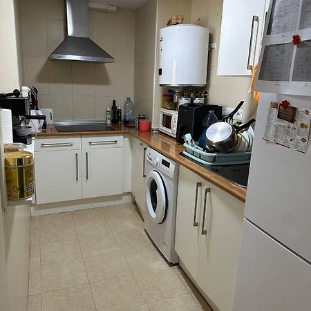 Apartment A / A 4Pax Near The Beach Malaga Exterior photo